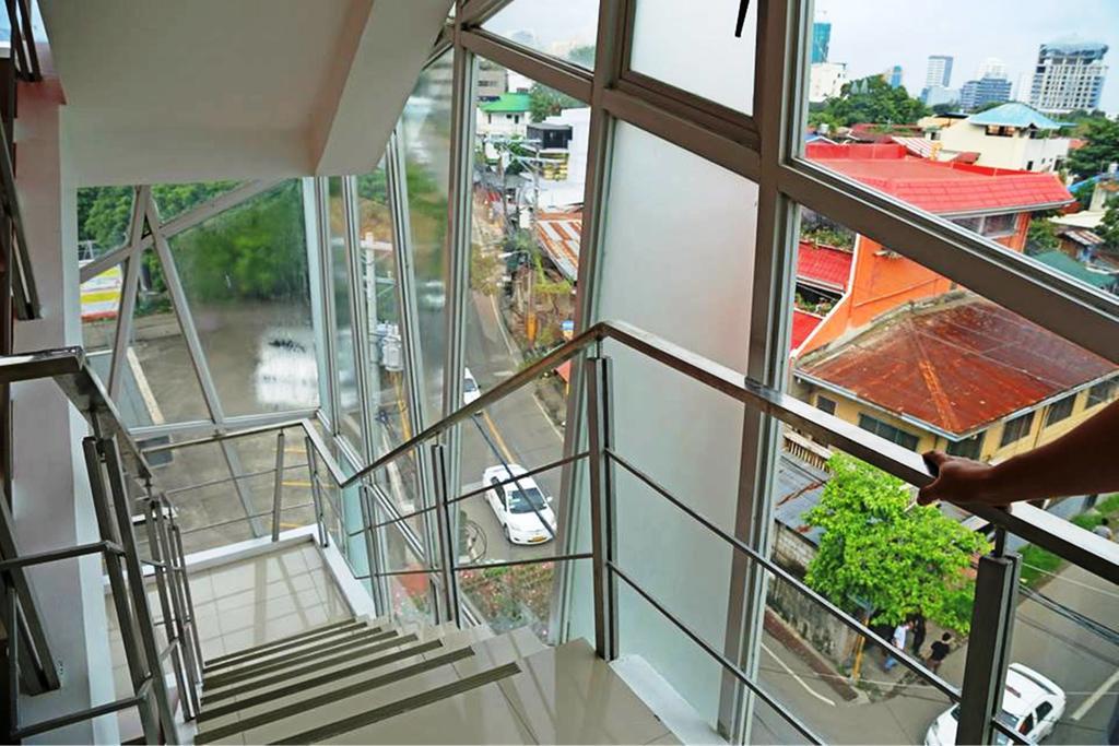 Travelbee Business Inn Cebu Stadt Exterior foto